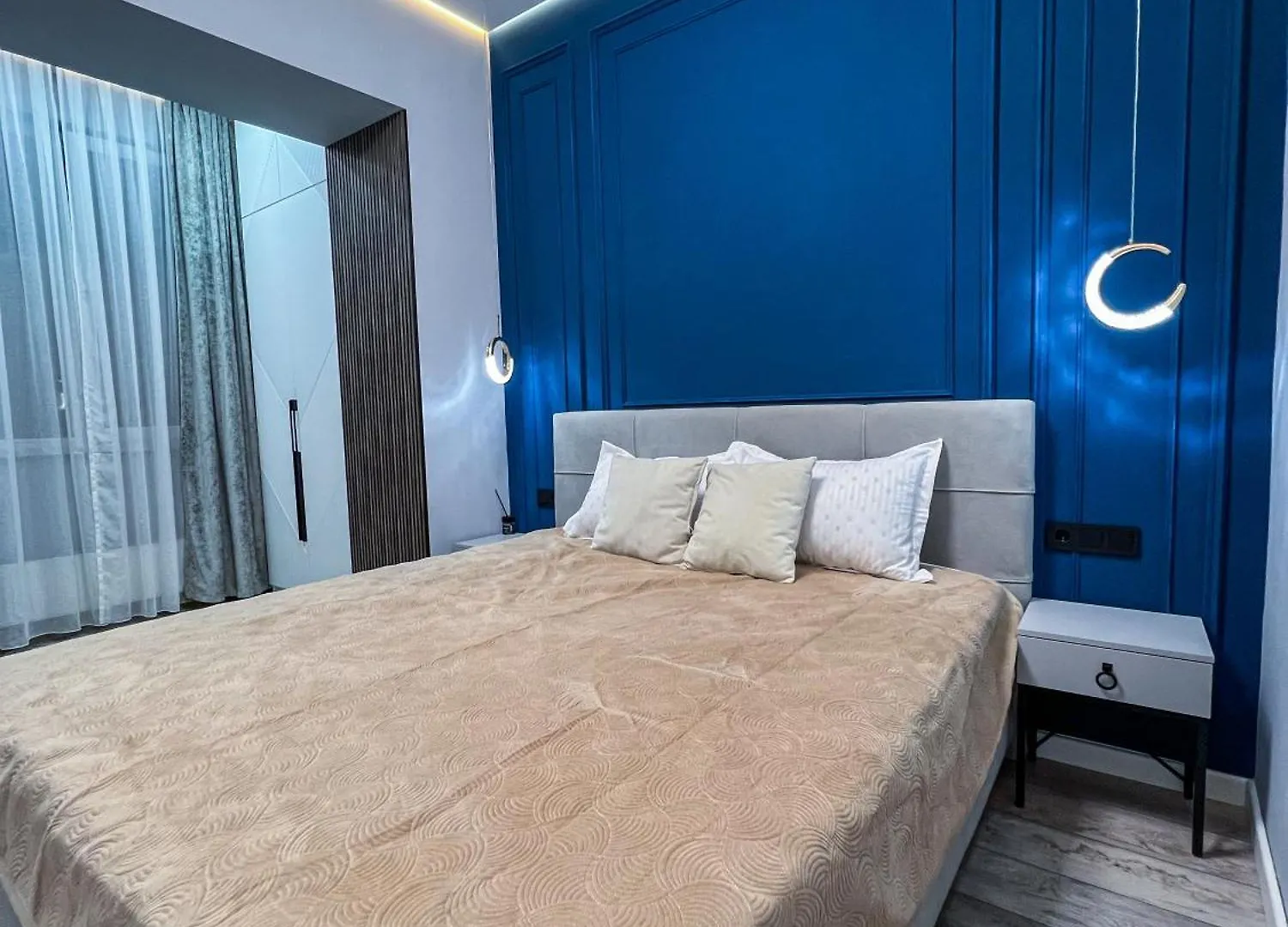 Comfort City 3-Room Apartments Almaty